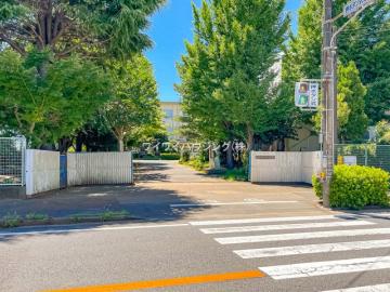 松戸市立栗ケ沢小学校／徒歩8分・約600m