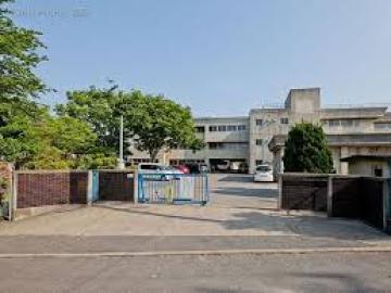 松戸市立貝の花小学校／徒歩5分・約390m(2026年3月)