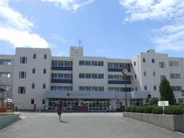 流山南流山小学校／徒歩5分・約350m(2025年10月)