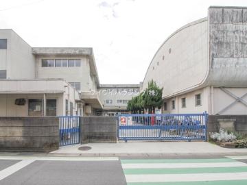 松戸市立馬橋小学校／徒歩15分・約1,200m