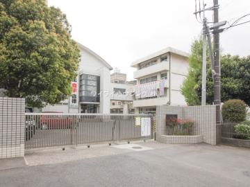 松戸市立第四中学校／徒歩18分・約1,400m(2024年12月)