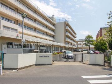 松戸市立古ケ崎中学校／徒歩11分・約850m(2025年7月)