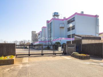 流山市立東深井中学校／徒歩27分・約2,100m(2024年12月)