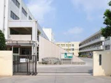 松戸市立第三中学校／徒歩11分・約827m