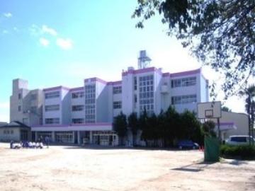 流山市立東深井中学校／徒歩18分・約1,440m(2026年4月)