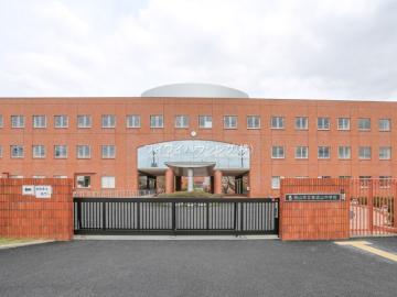 流山市立南流山中学校／徒歩1分・約69m