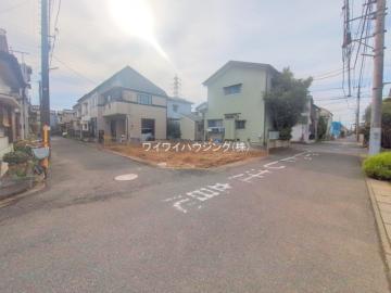 前面道路含む現地写真(2025年10月)