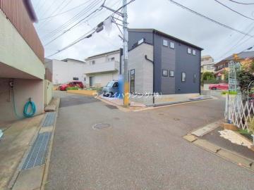 前面道路含む現地写真(2025年6月) 前面道路含む現地写真(2025年6月)