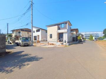 前面道路含む現地写真(2025年8月)