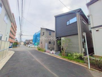 前面道路含む現地写真(2025年10月) 前面道路含む現地写真(2025年10月)
