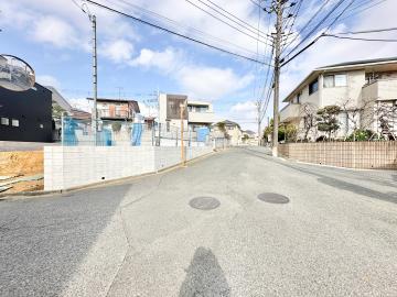 前面道路含む現地写真(2026年1月)