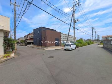 前面道路含む現地写真(2026年8月)