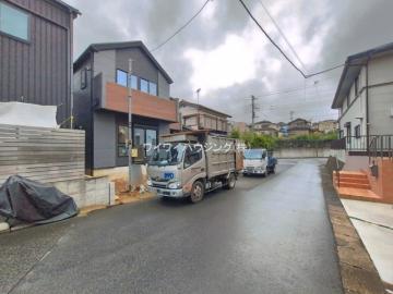 前面道路含む現地写真(2026年10月)