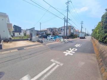 前面道路含む現地写真(2025年8月) 前面道路含む現地写真(2025年8月)