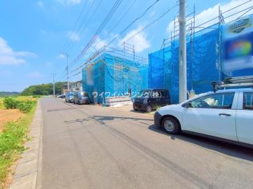 前面道路含む現地写真(2025年8月)