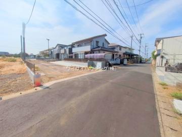前面道路含む現地写真(2025年8月)