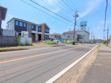 前面道路含む現地写真(2025年8月)