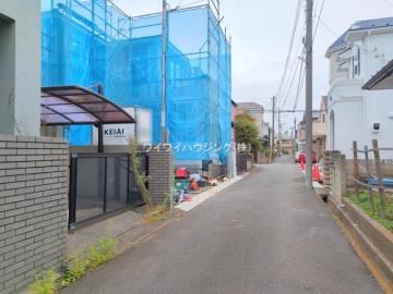 前面道路含む現地写真(2025年10月) 前面道路含む現地写真(2025年10月)