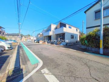 前面道路含む現地写真(2025年10月)