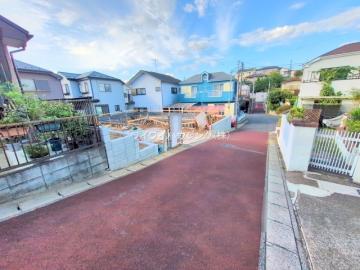 前面道路含む現地写真(2025年10月) 前面道路含む現地写真(2025年10月)