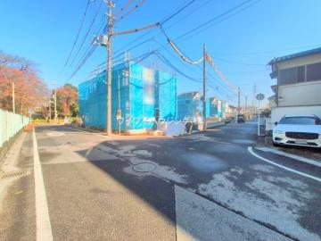 前面道路含む現地写真(2025年12月)