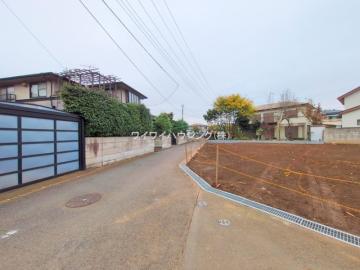 前面道路含む現地写真(2025年11月)