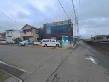 前面道路含む現地写真(2026年8月)