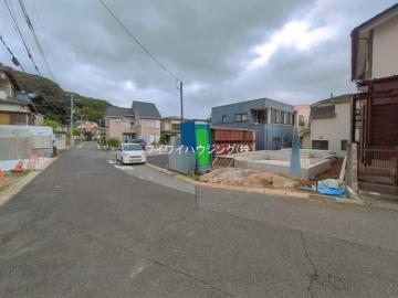 前面道路含む現地写真(2026年8月)