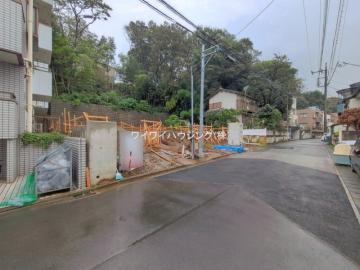 前面道路含む現地写真(2026年10月)