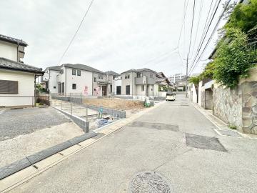 前面道路含む現地写真(2025年5月)