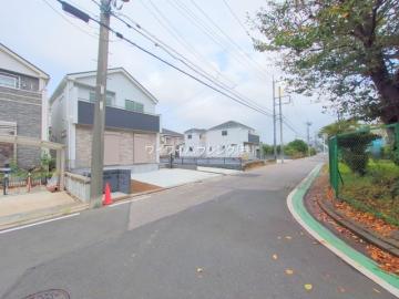 前面道路含む現地写真(2025年9月) 前面道路含む現地写真(2025年9月)