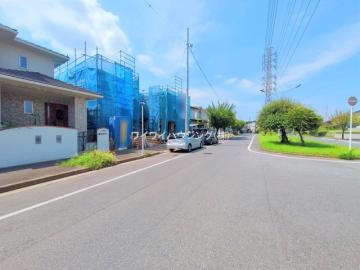 前面道路含む現地写真(2025年8月)
